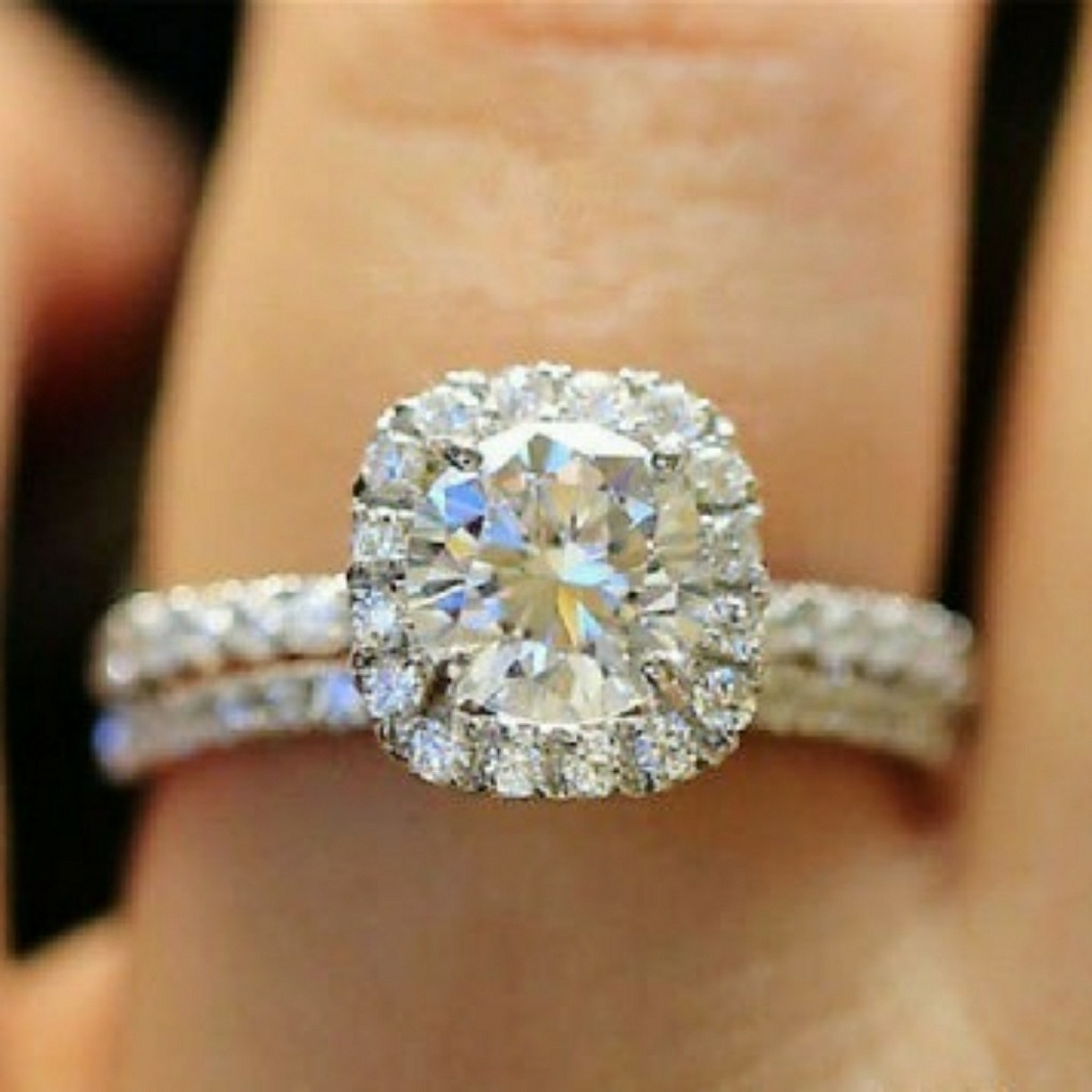 Sale! 5🌟Rated💍2pc Halo Cushion Cut 18K Rings. - Picture 5 of 7